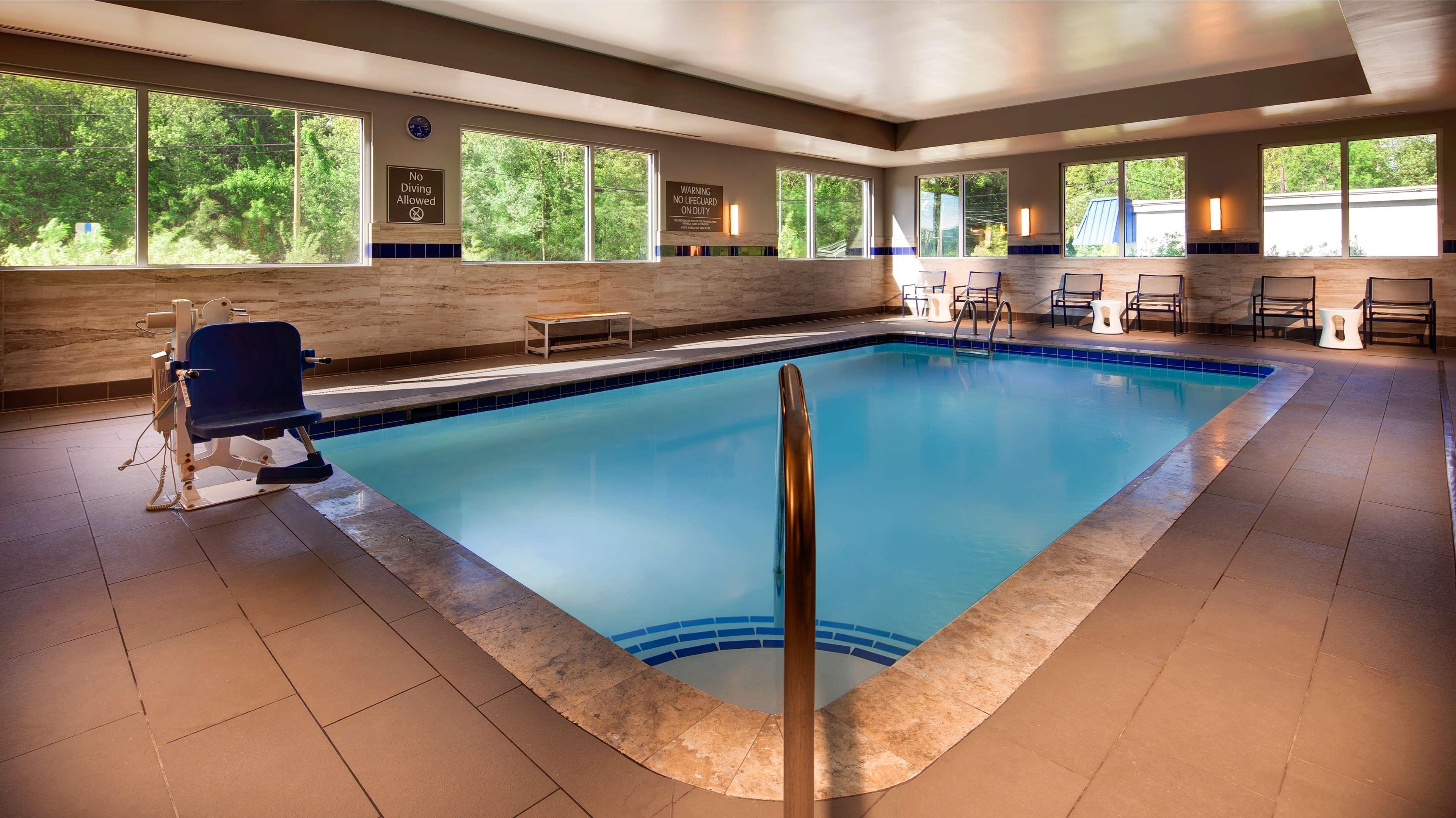 Best Western Plus Lake Lanier Gainesville Hotel&Suites Oakwood Extérieur photo