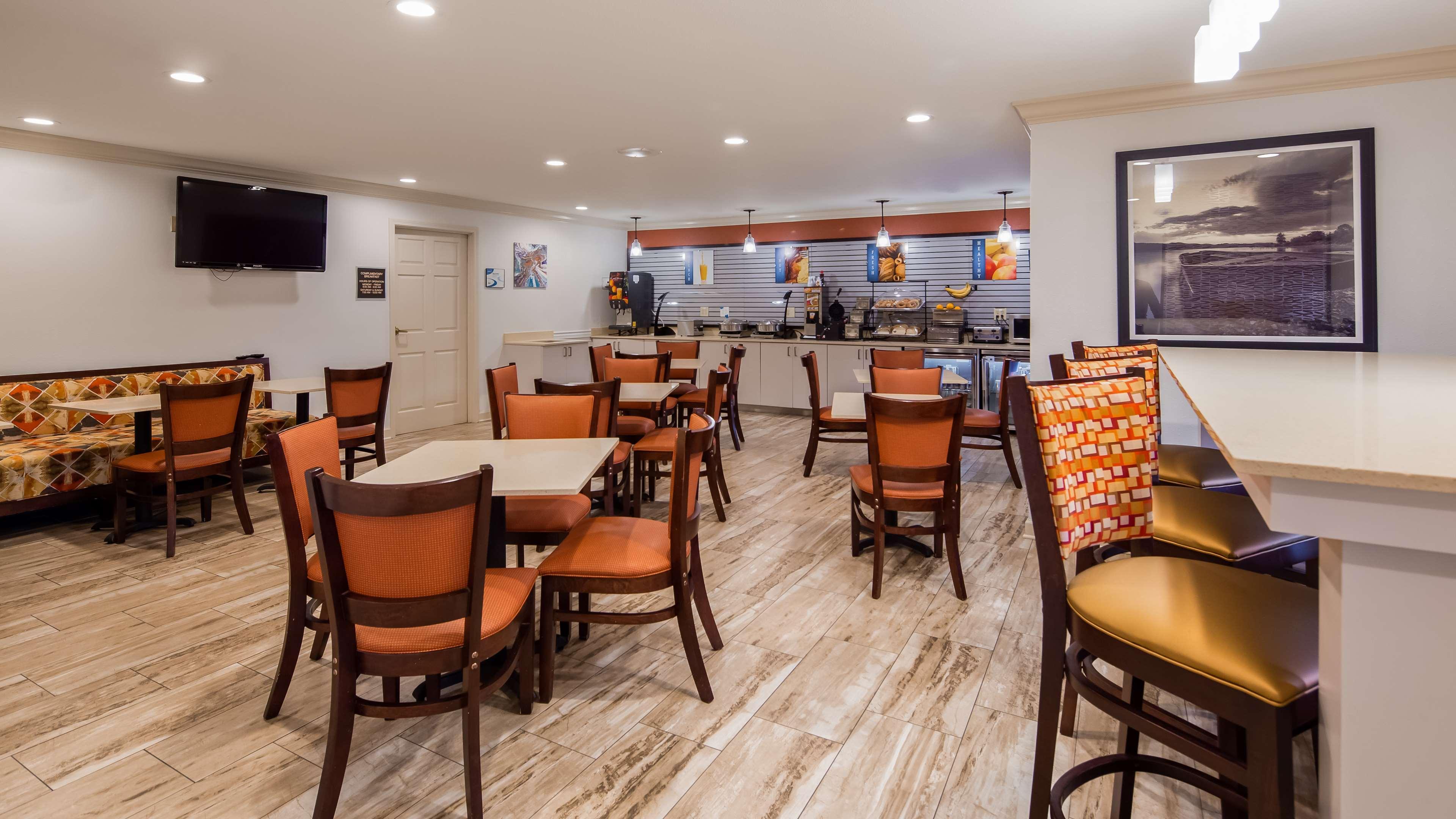 Best Western Plus Lake Lanier Gainesville Hotel&Suites Oakwood Extérieur photo