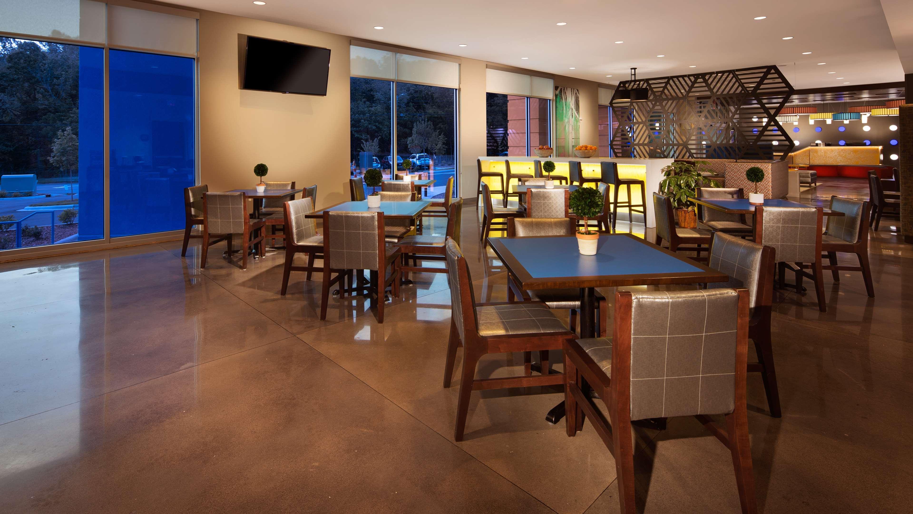 Best Western Plus Lake Lanier Gainesville Hotel&Suites Oakwood Extérieur photo