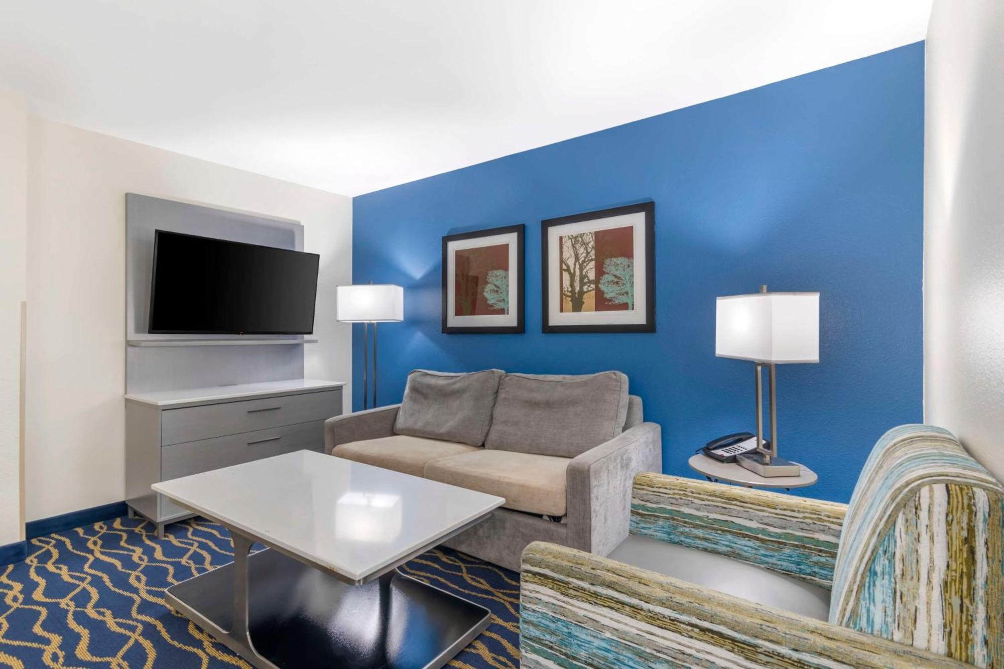 Best Western Plus Lake Lanier Gainesville Hotel&Suites Oakwood Extérieur photo