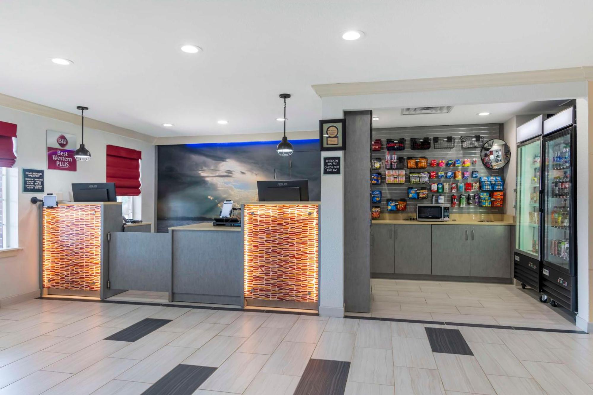 Best Western Plus Lake Lanier Gainesville Hotel&Suites Oakwood Extérieur photo