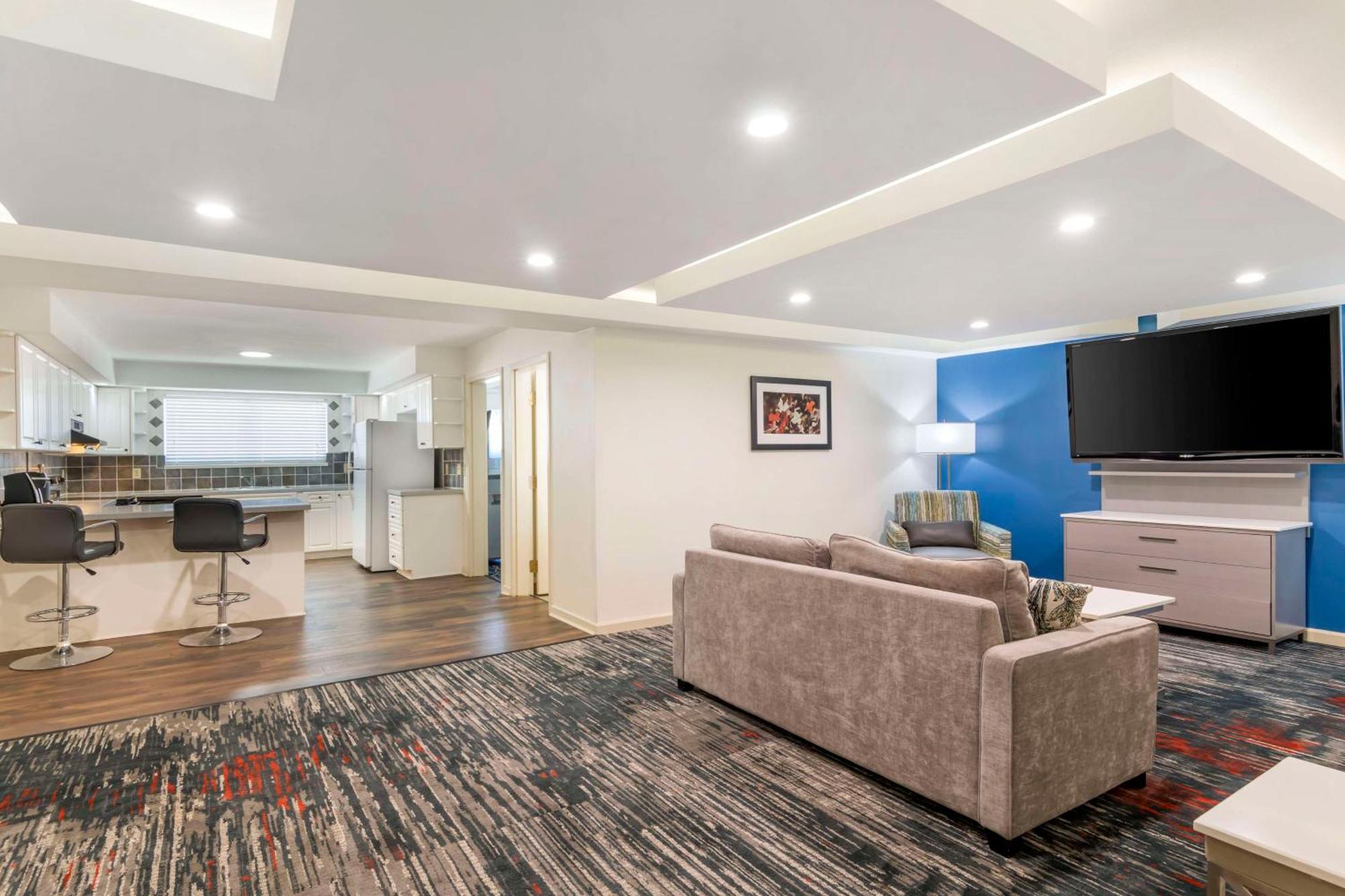 Best Western Plus Lake Lanier Gainesville Hotel&Suites Oakwood Extérieur photo