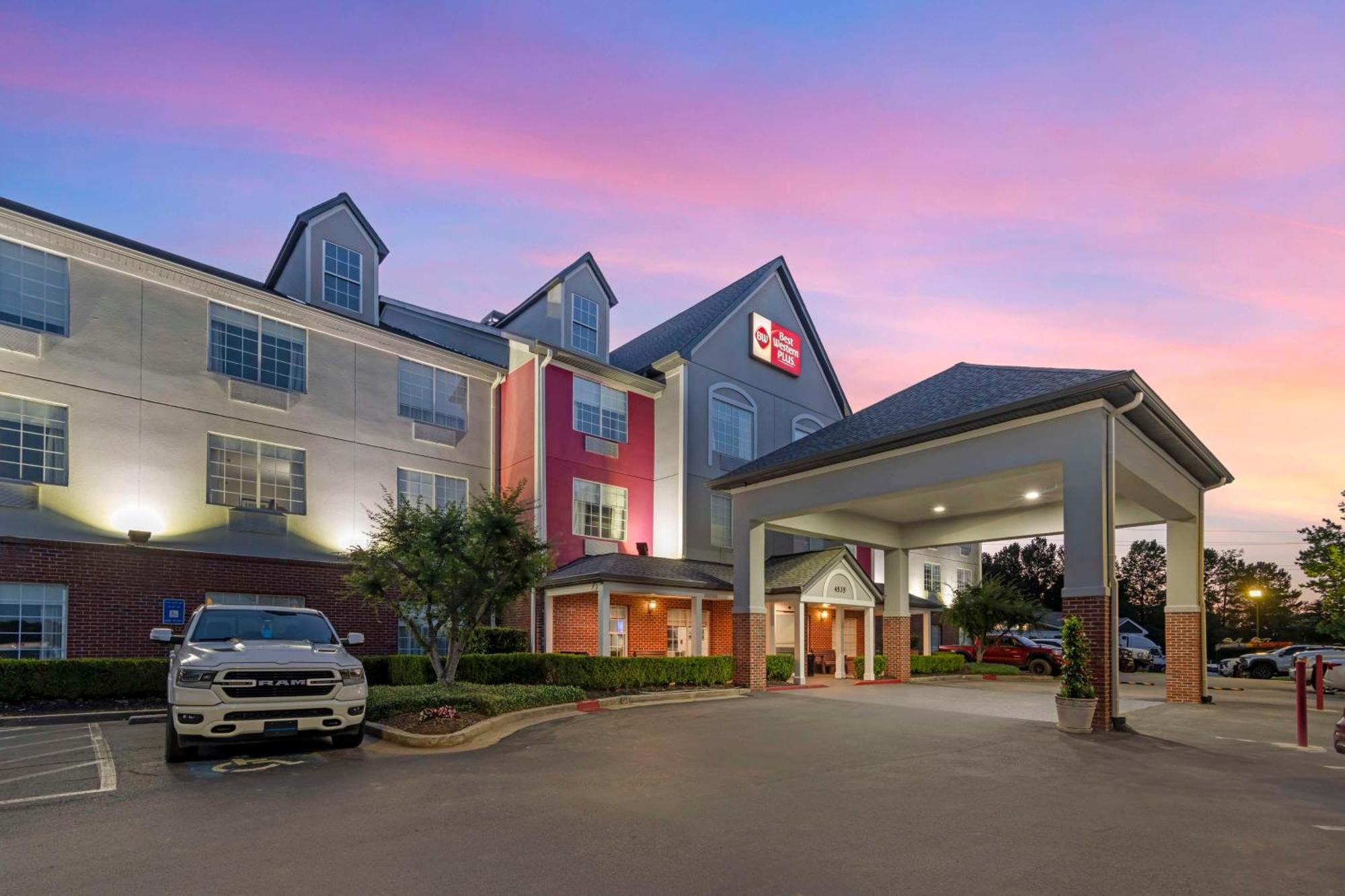 Best Western Plus Lake Lanier Gainesville Hotel&Suites Oakwood Extérieur photo